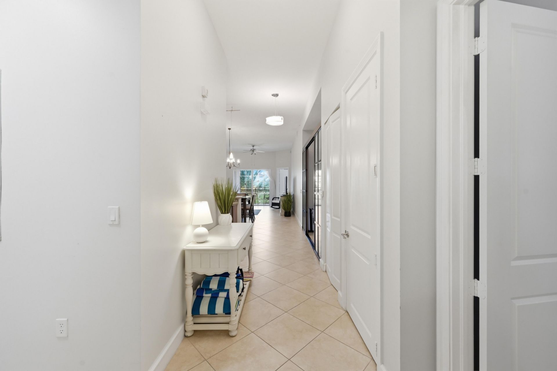 4445 El Mar Drive, Unit 2414, Lauderdale by the Sea, FL 33308 Photo