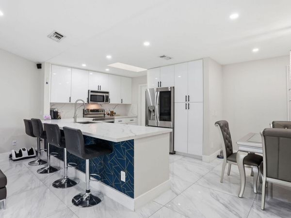 23451 SW 55th Avenue, Unit B, Boca Raton, FL 33433