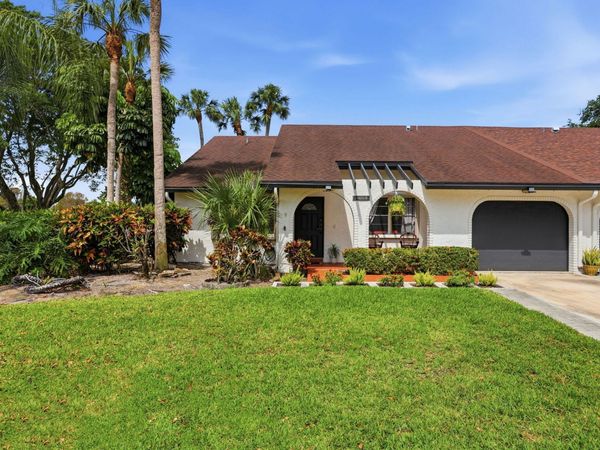 23451 SW 55th Avenue, Unit B, Boca Raton, FL 33433