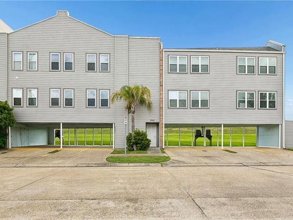 3001 5TH Street , Metairie, LA 70002