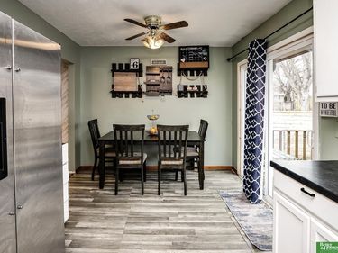 9056 Meadow Drive, Omaha, NE 68114