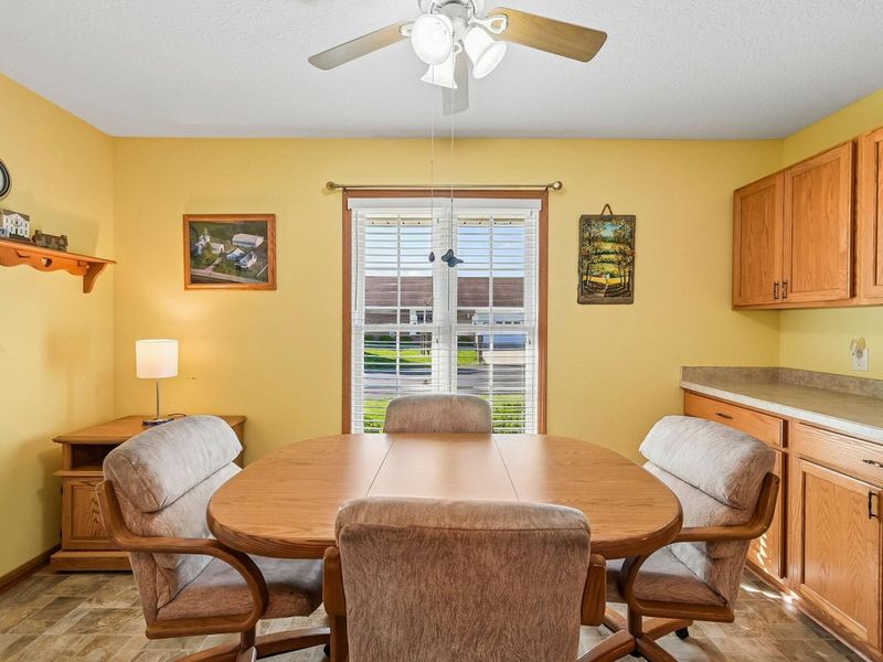 500 Eldon Drive, West Jefferson, OH 43162 Photo 12