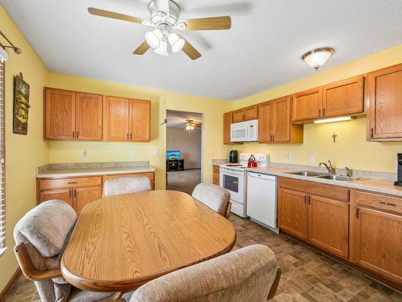 500 Eldon Drive, West Jefferson, OH 43162 Photo 14