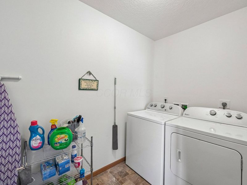 500 Eldon Drive, West Jefferson, OH 43162 Photo 24