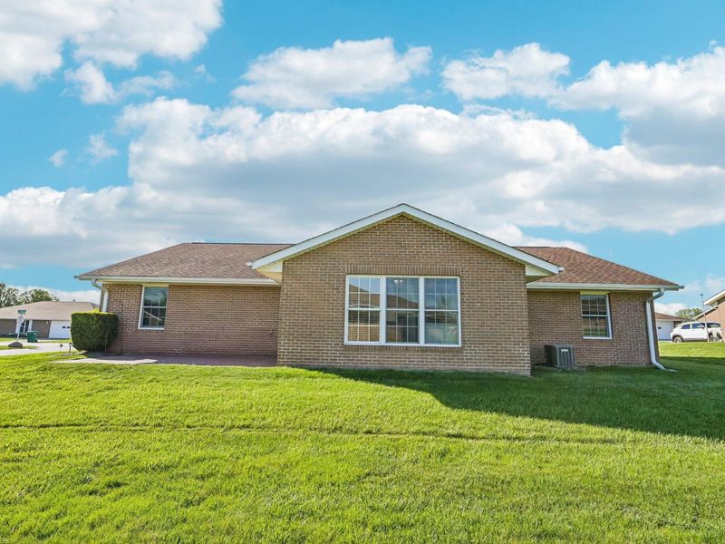 500 Eldon Drive, West Jefferson, OH 43162 Photo 32