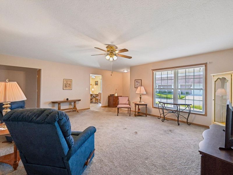 500 Eldon Drive, West Jefferson, OH 43162 Photo 7