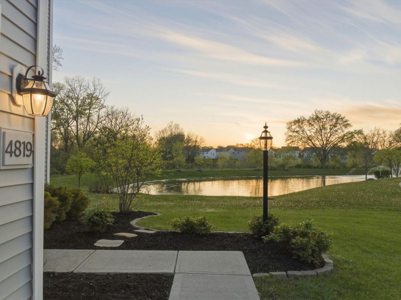 4819 Black Sycamore Drive, Columbus, OH 43231 Photo 3