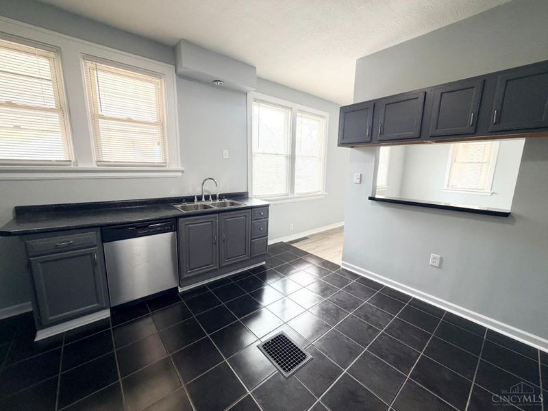 5030 Colerain Avenue, Colerain Township, OH 45223 Photo 6