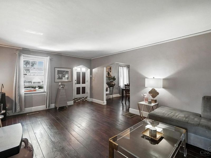 2235 W North Bend Road, Cincinnati, OH 45239 Photo 9