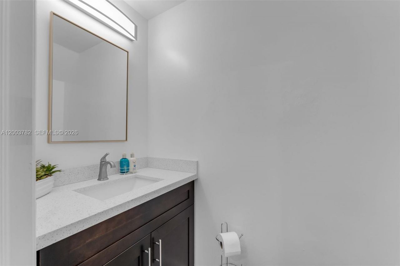 3214 SE 4th Ct , Homestead, FL 33033 Photo