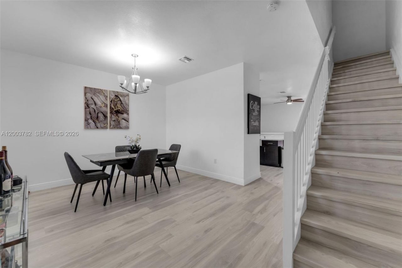 3214 SE 4th Ct , Homestead, FL 33033 Photo