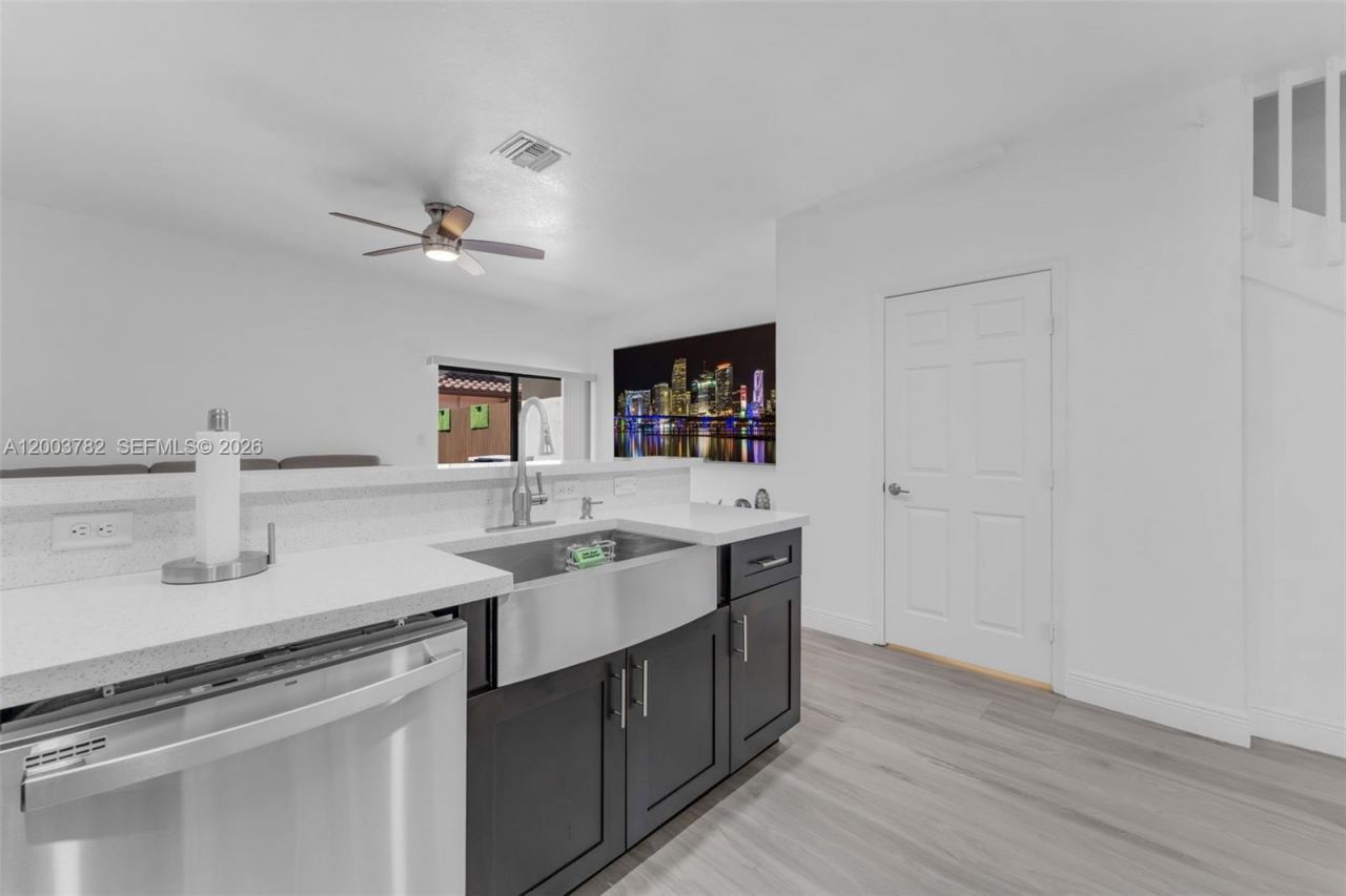 3214 SE 4th Ct , Homestead, FL 33033 Photo