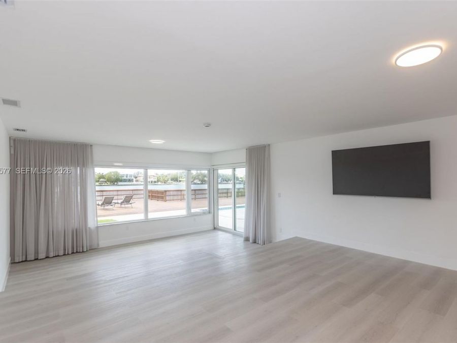 Property Image 67