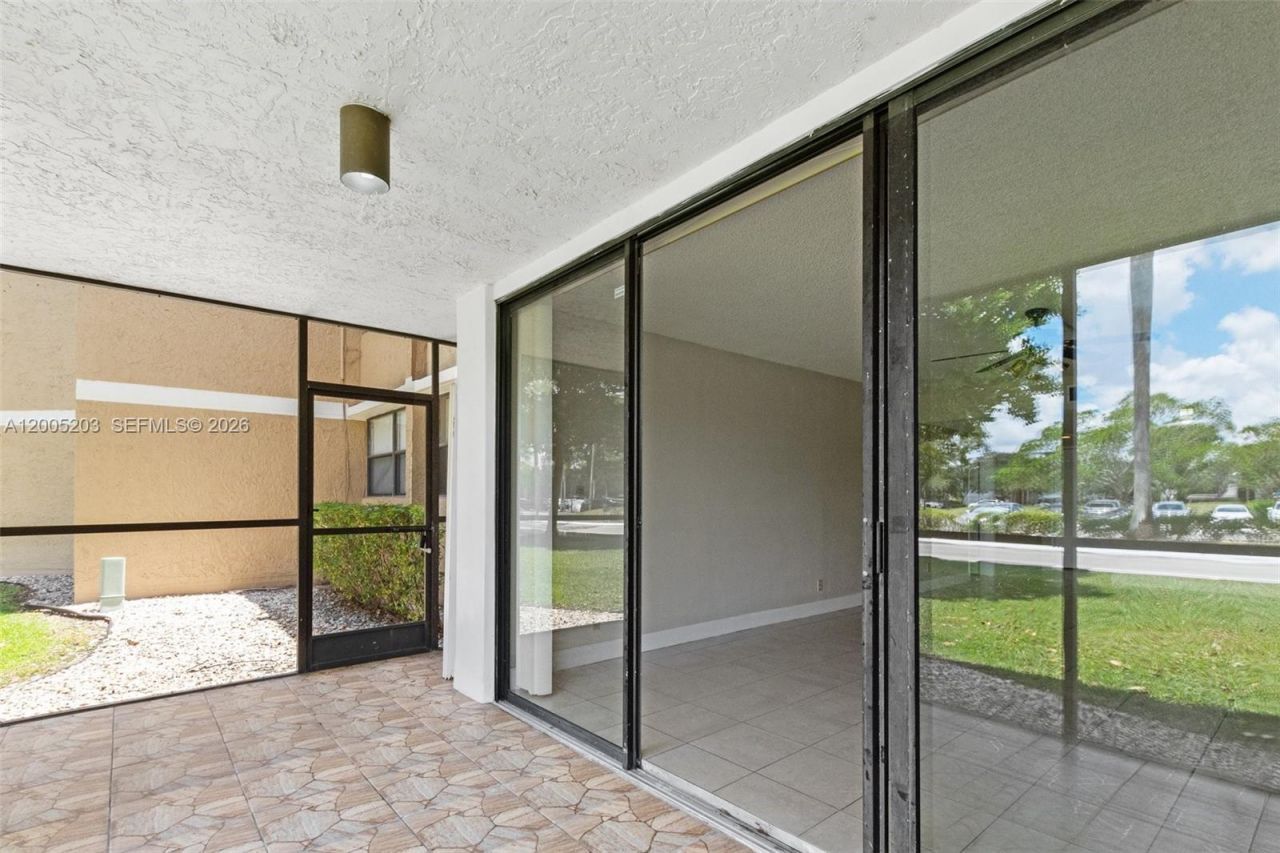 16400 Golf Club Rd, Unit 104, Weston, FL 33326 Photo