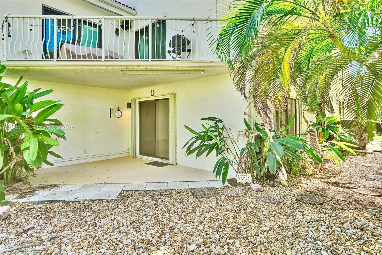 20332 NE 34th Ct , Unit 26, Aventura, FL 33180 Photo