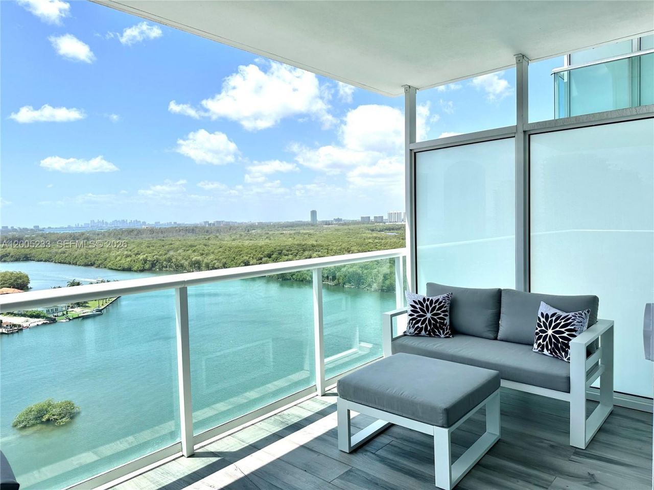 400 Sunny Isles Blvd, Unit 1708, Sunny Isles Beach, FL 33160 Photo