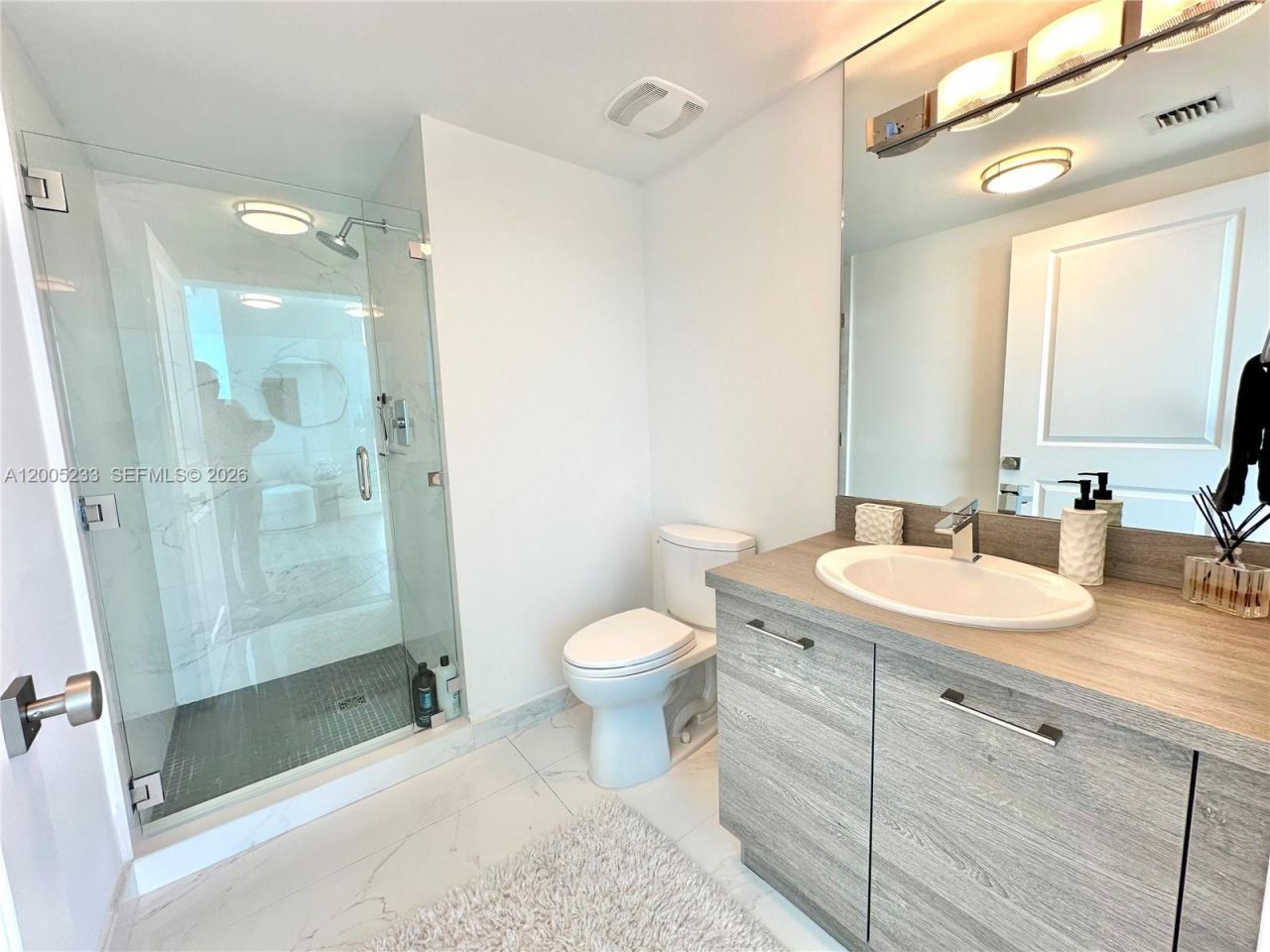 400 Sunny Isles Blvd, Unit 1708, Sunny Isles Beach, FL 33160 Photo