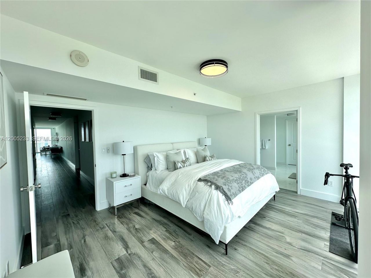 400 Sunny Isles Blvd, Unit 1708, Sunny Isles Beach, FL 33160 Photo