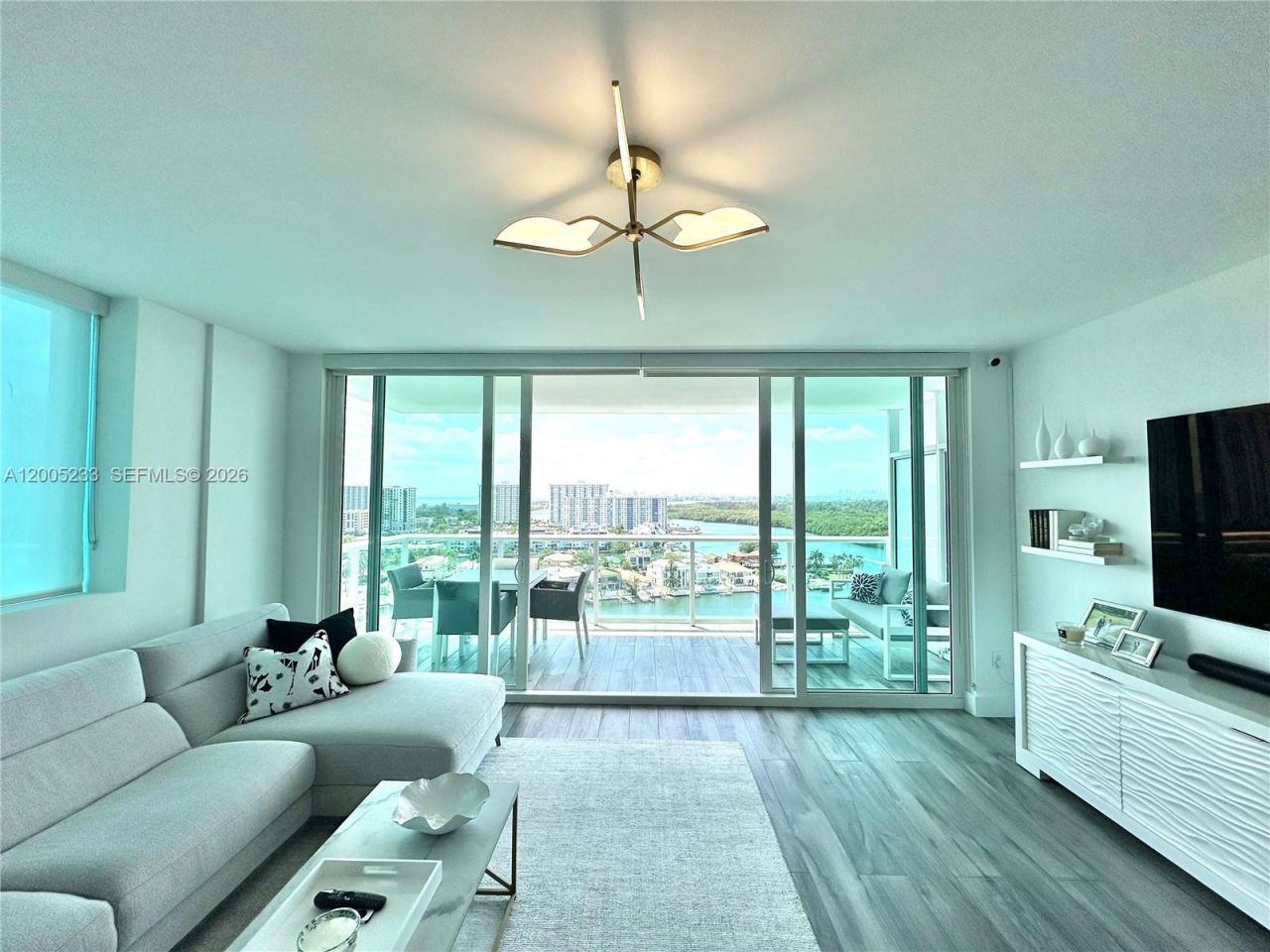 400 Sunny Isles Blvd, Unit 1708, Sunny Isles Beach, FL 33160 Photo