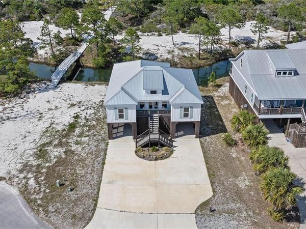 324 Audubon Place , Dauphin Island, AL 36528