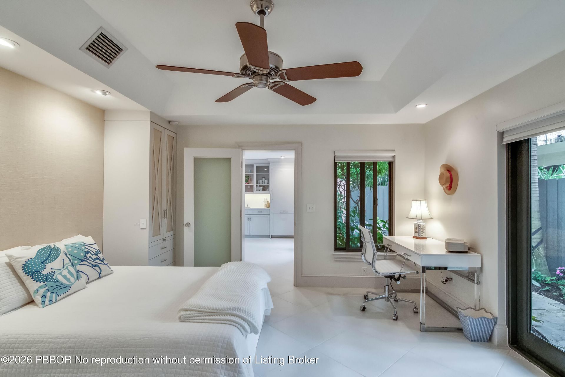 226 Chilean Avenue, Unit 4, Palm Beach, FL 33480 Photo