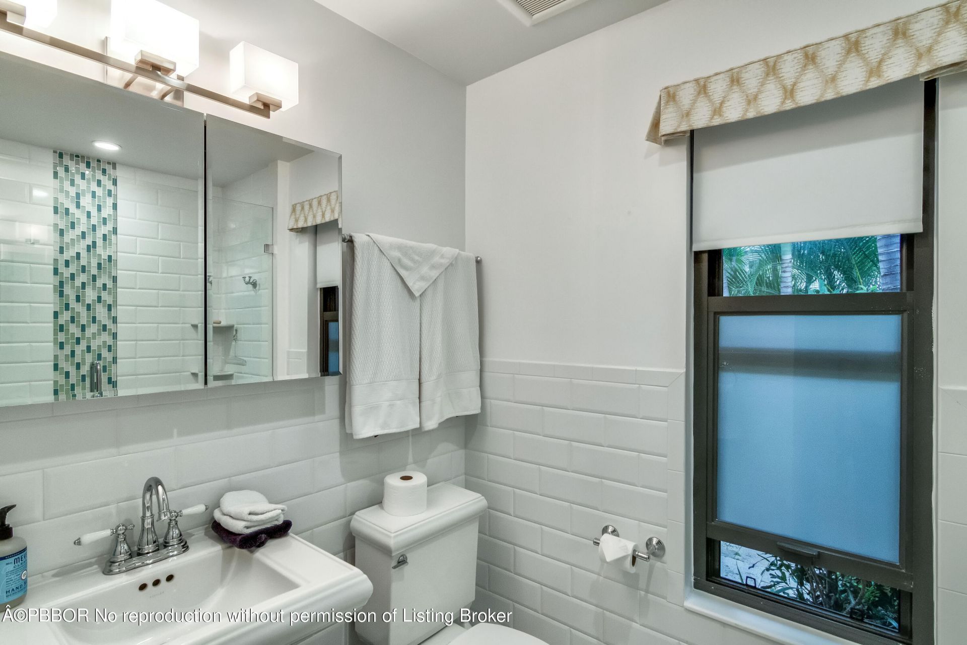226 Chilean Avenue, Unit 4, Palm Beach, FL 33480 Photo
