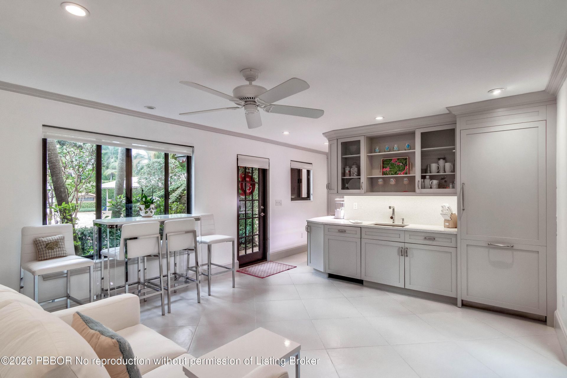 226 Chilean Avenue, Unit 4, Palm Beach, FL 33480 Photo