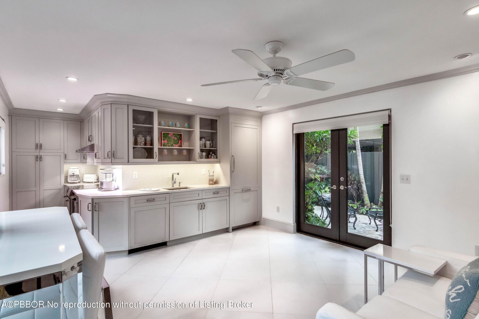 226 Chilean Avenue, Unit 4, Palm Beach, FL 33480 Photo
