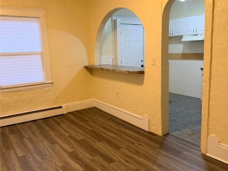 1830 Corning Avenue, Cleveland, OH 44109 Photo 12