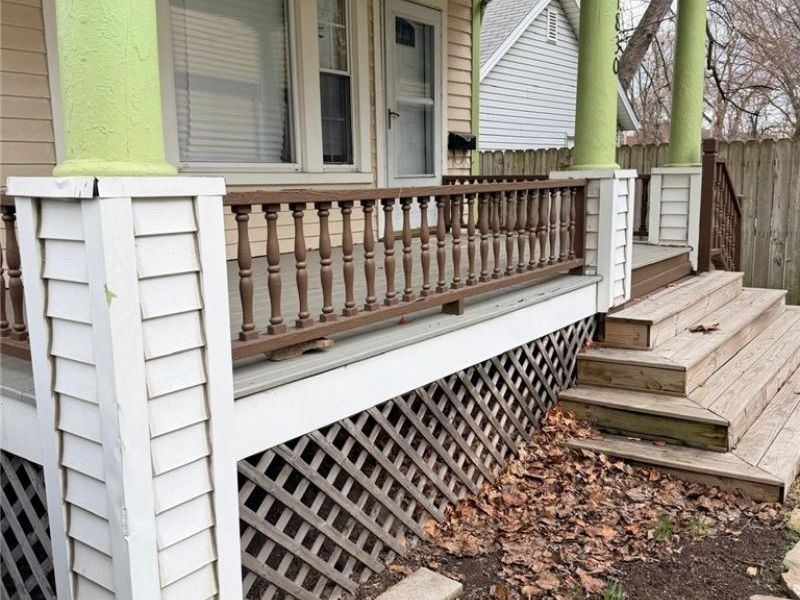 1830 Corning Avenue, Cleveland, OH 44109 Photo 3