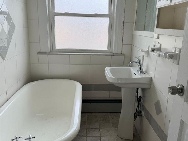 1830 Corning Avenue, Cleveland, OH 44109 Photo 9