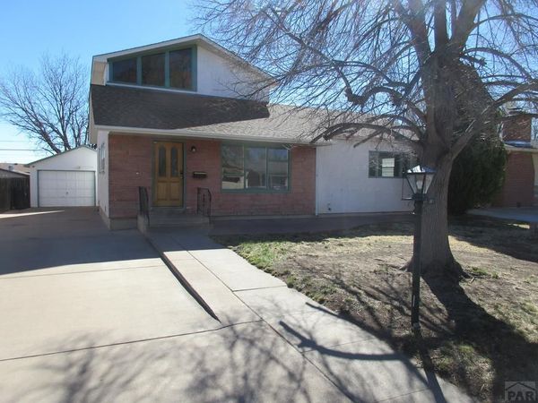 1642 Englewood Dr, Pueblo, CO 81005