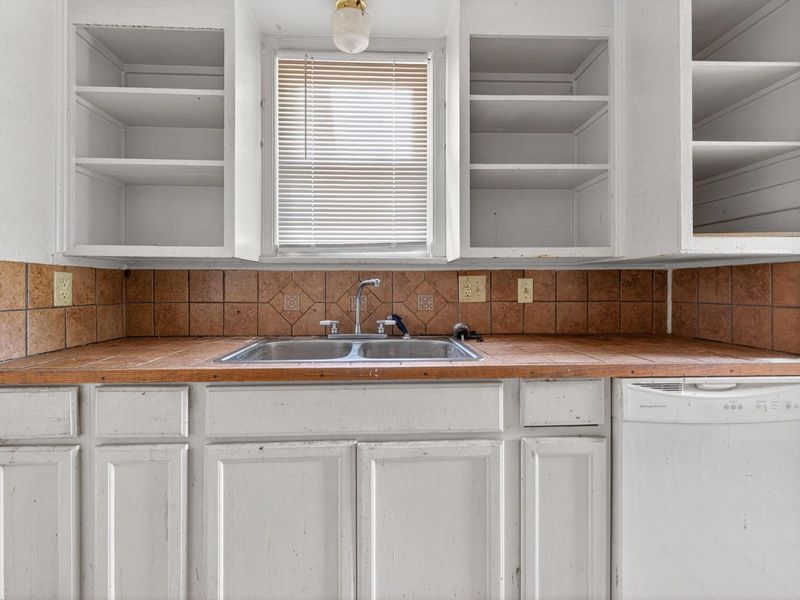 1352 S Ohio Avenue , Columbus, OH 43206 Photo 10