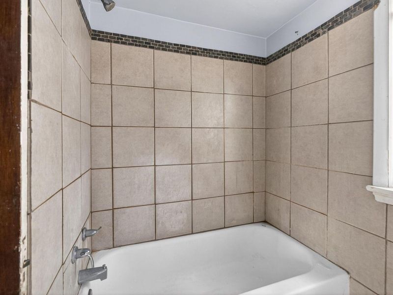 1352 S Ohio Avenue , Columbus, OH 43206 Photo 19