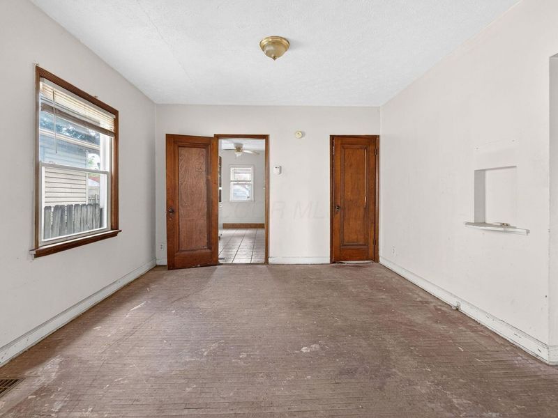 1352 S Ohio Avenue , Columbus, OH 43206 Photo 6