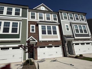 10052 Secluded Garden Drive, Unit #200, Apex, NC 27523