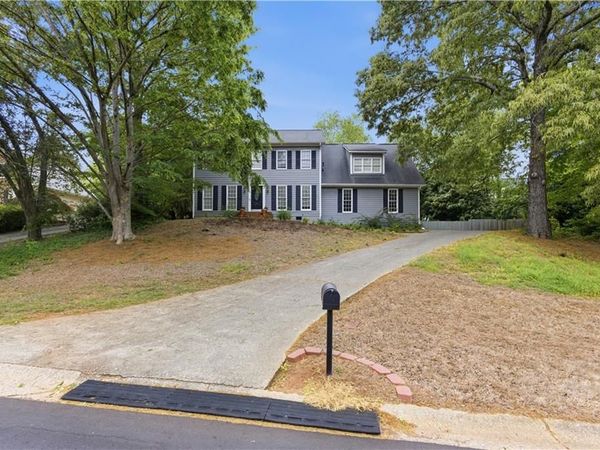 206 Comstock Court , Lawrenceville, GA 30044