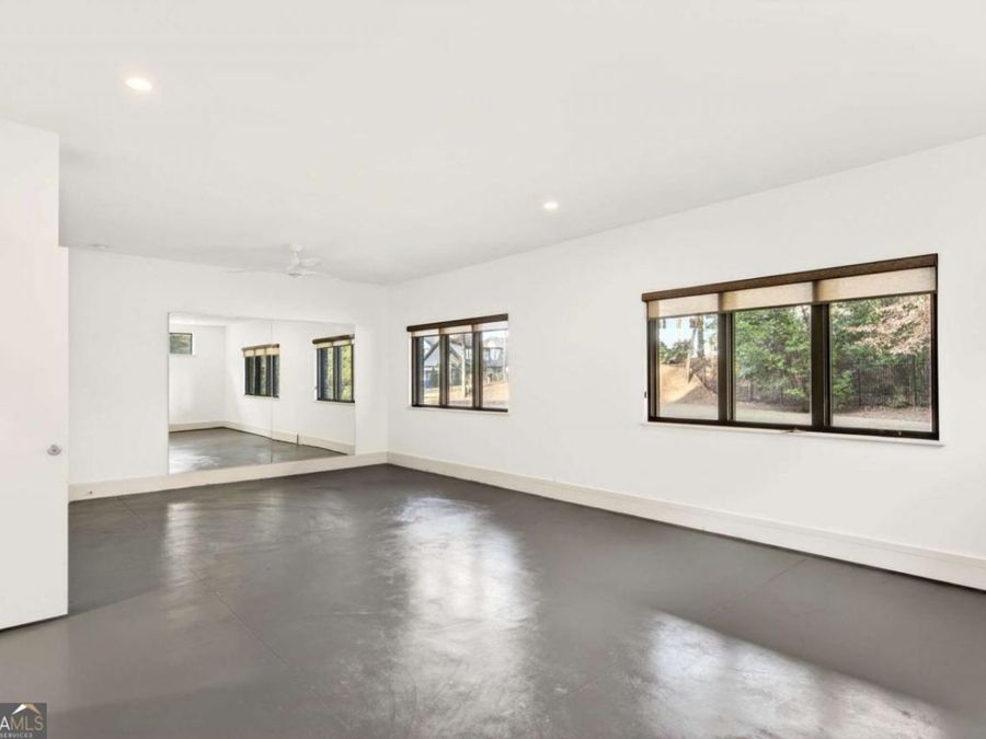 Property Image 48