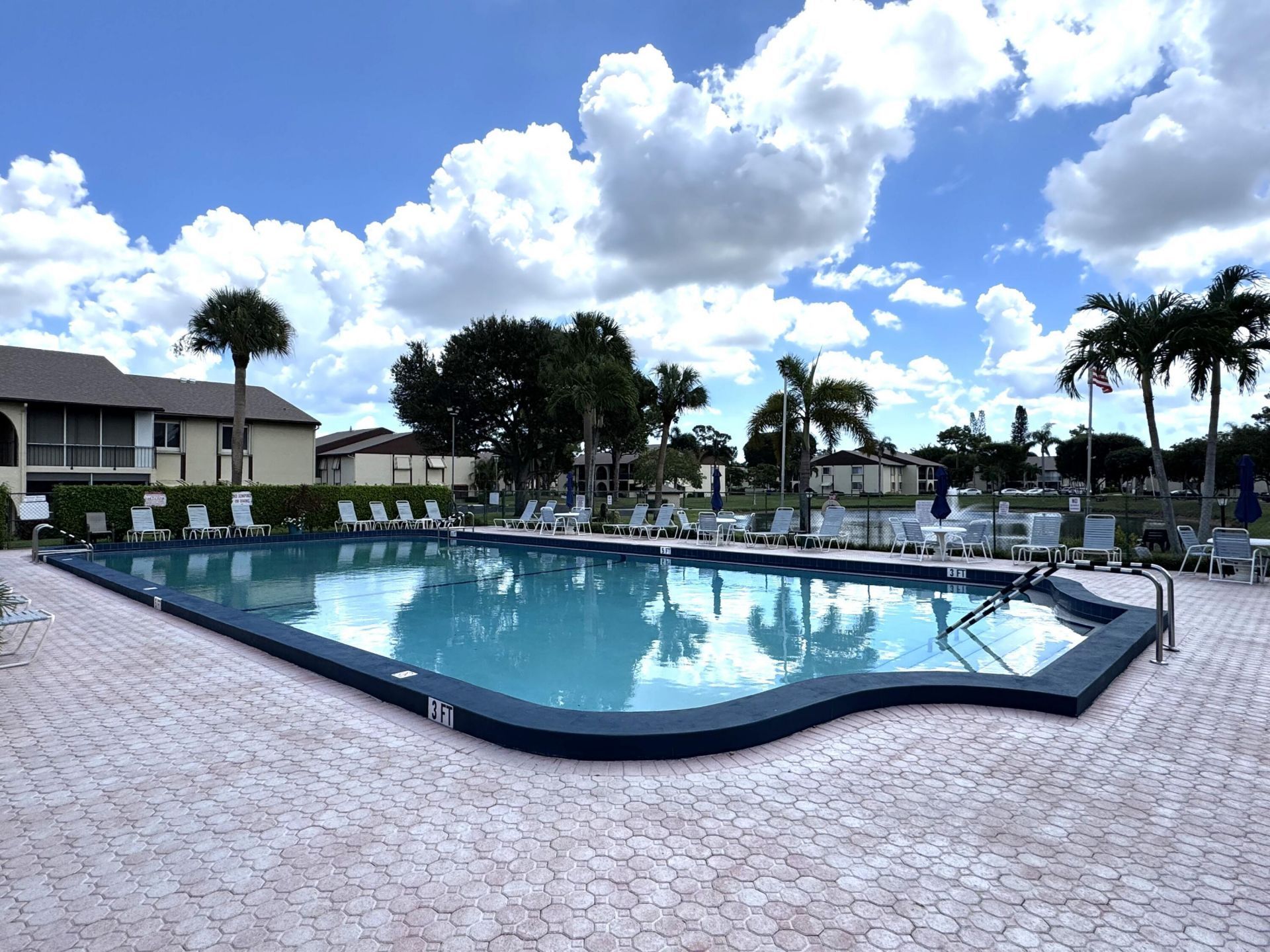 5817 La Pinata Boulevard, Unit B-1, Greenacres, FL 33463 Photo