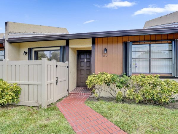 617 Banks Road, Unit 617, Margate, FL 33063