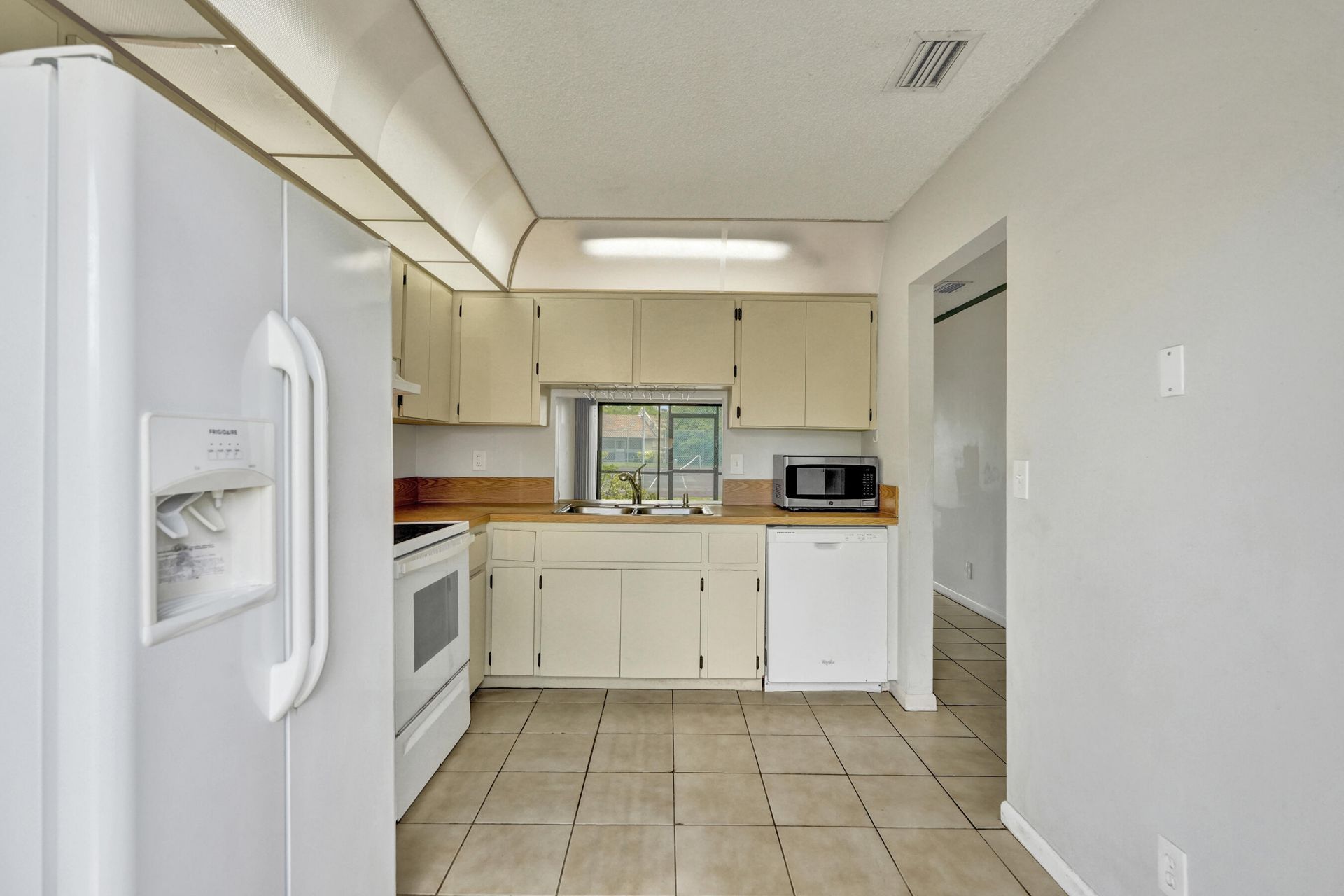 617 Banks Road, Unit 617, Margate, FL 33063 Photo