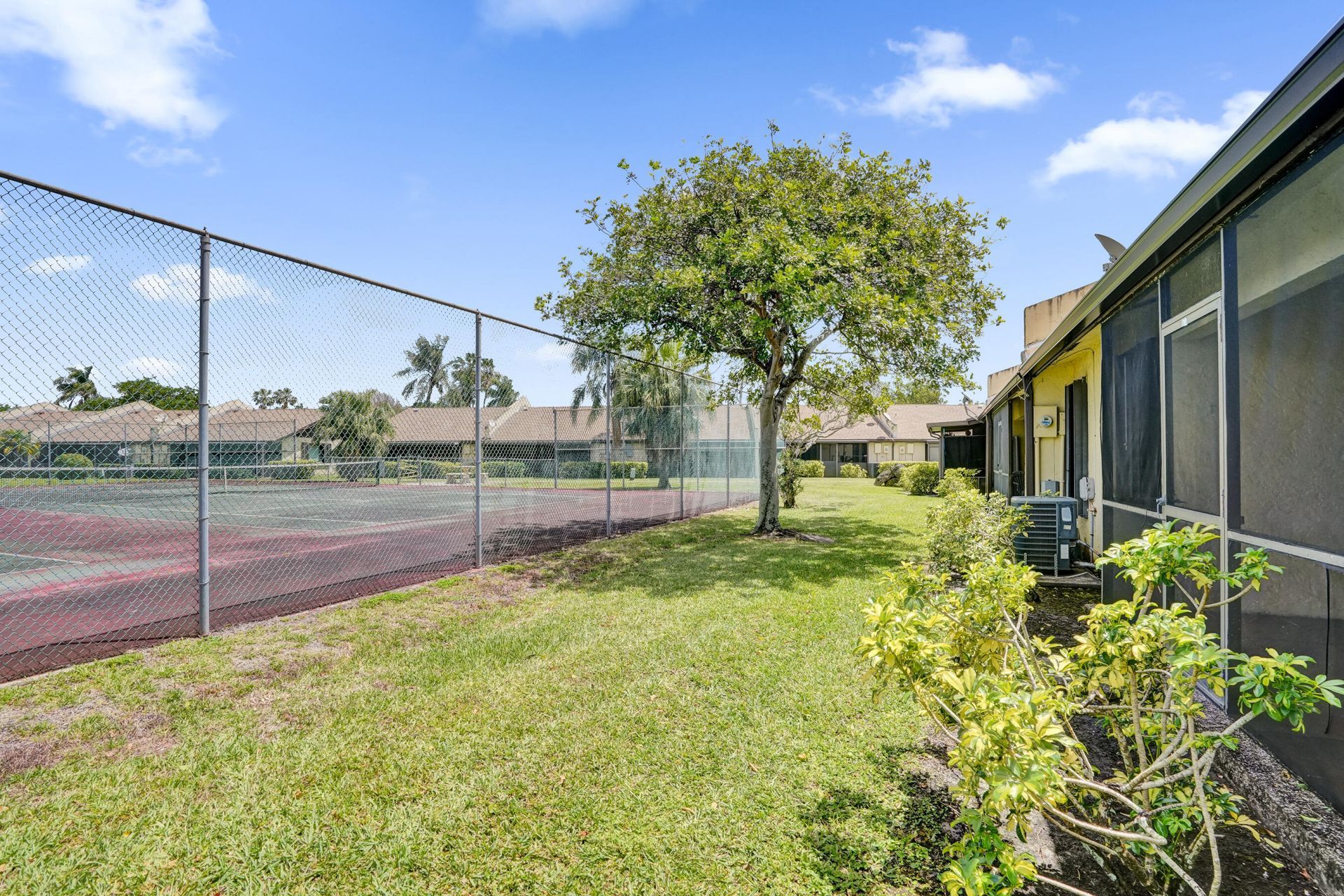 617 Banks Road, Unit 617, Margate, FL 33063 Photo