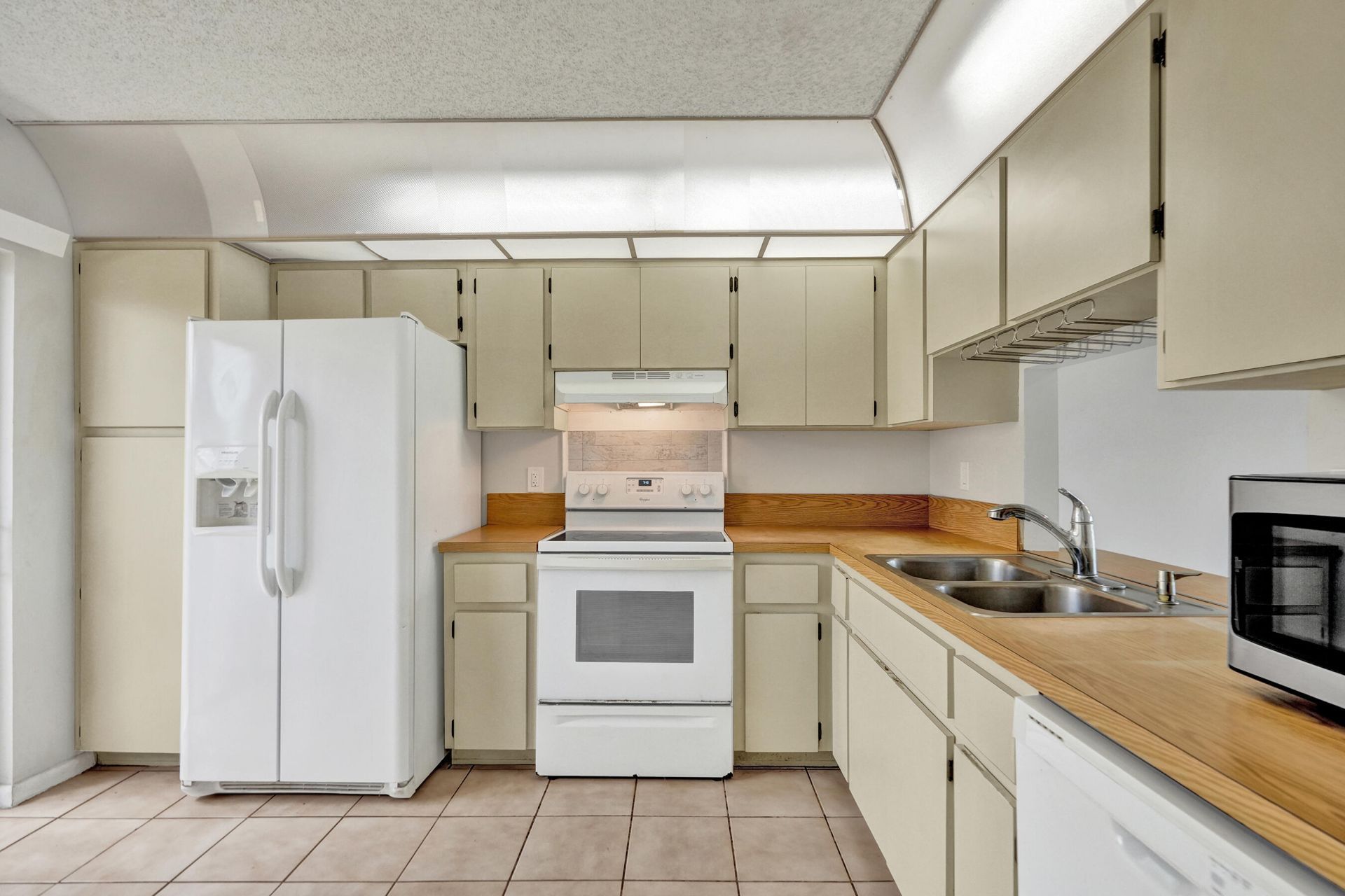 617 Banks Road, Unit 617, Margate, FL 33063 Photo