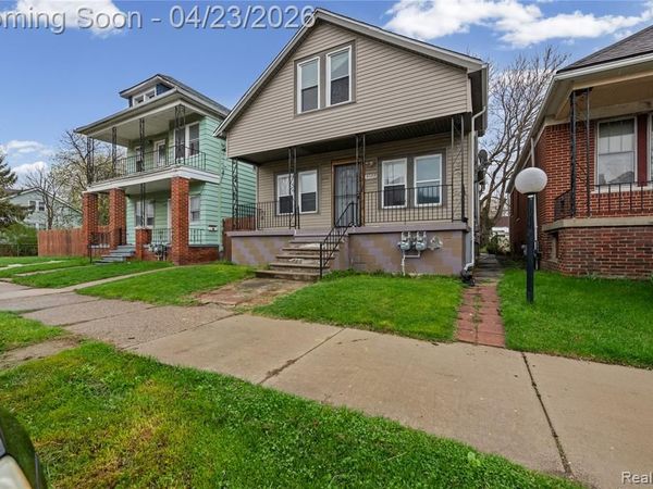 5122 Trowbridge Street, Hamtramck, MI 48212