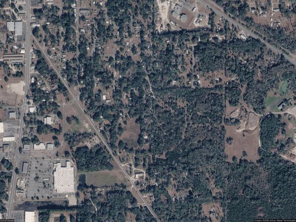 1409 E Quail Street, Perry, FL 32348