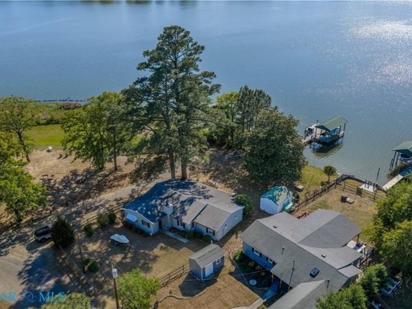 182 Shore Drive , Hartfield, VA 23071