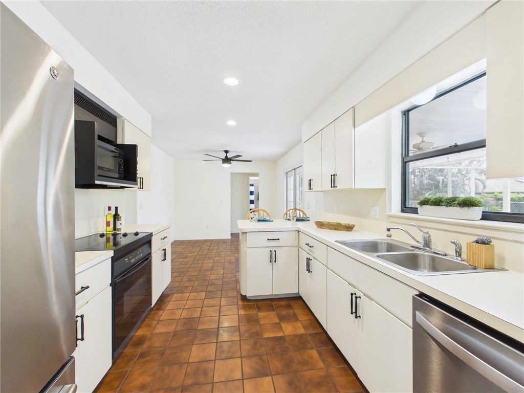 225 Midvale Terrace, Sebastian, FL 32958 Photo