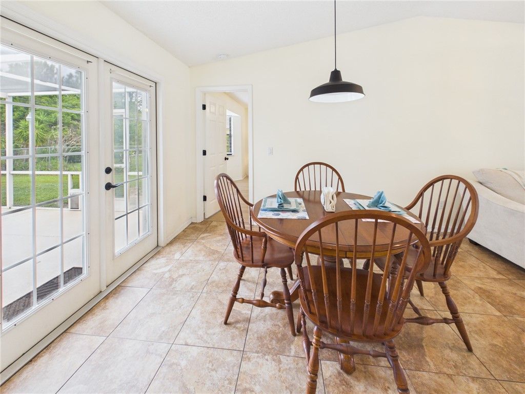 225 Midvale Terrace, Sebastian, FL 32958 Photo