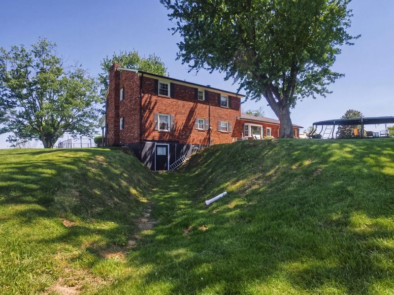 100 W Maple Leaf Road, Maysville, KY 41056 Photo 15