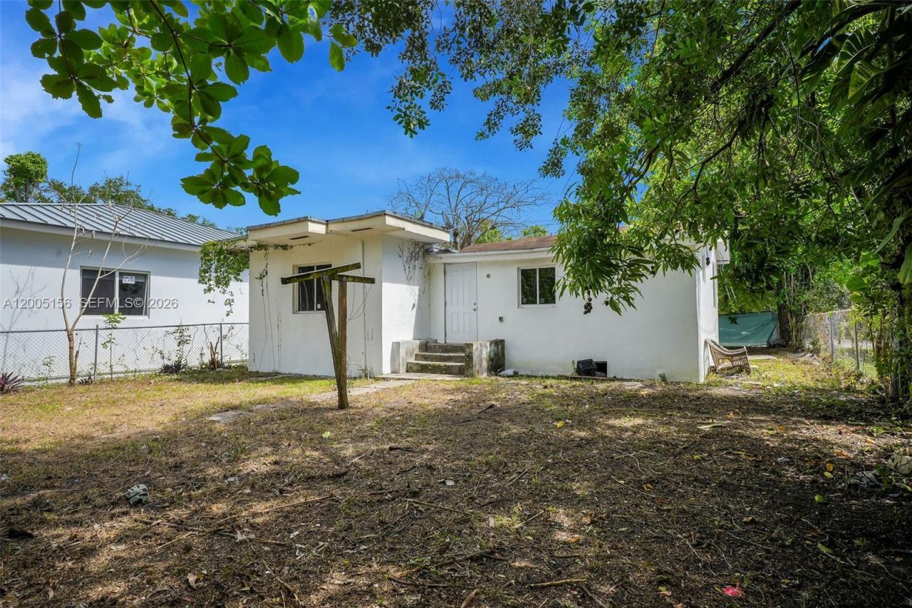 3637 Frow Ave , Miami, FL 33133 Photo